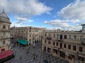 Satılır 4 otaqlı köhnə tikili 160 m², Sahil m., photo 2 from 8