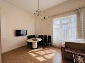 Продаётся 2-комн. вторичка 64 м², м. Низами, photo 2 from 8