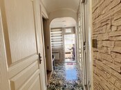 Продаётся 2-комн. вторичка 64 м², м. Низами, photo 6 from 8