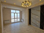 Satılır 3 otaqlı yeni tikili 90 m², 7-ci mikrorayon q., photo 2 from 8