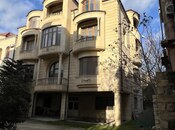 Satılır 10 otaqlı həyət evi/bağ evi 800 m², Nərimanov r., photo 1 from 8