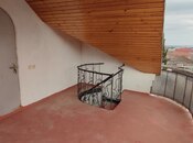 Satılır 8 otaqlı həyət evi/bağ evi 200 m², Yeni Ramana q., photo 2 from 8