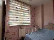 Satılır 3 otaqlı köhnə tikili 90 m², İnşaatçılar m., photo 8 from 8