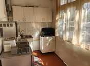İcarəyə verilir 2 otaqlı köhnə tikili 70 m², 28 May m., photo 3 from 5