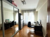 4-комн. новостройка - м. 8 ноября - 200 м²