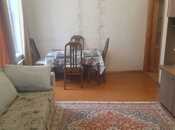 Satılır 2 otaqlı köhnə tikili 45 m², 8-ci mikrorayon q., photo 2 from 8