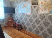 Satılır 3 otaqlı köhnə tikili 70 m², Xalqlar Dostluğu m., photo 2 from 8