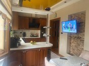 Продаётся 3-комн. вторичка 100 м², photo 6 from 8