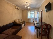 Satılır 2 otaqlı köhnə tikili 56 m², Memar Əcəmi m., photo 3 from 8
