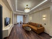 Продаётся 2-комн. новостройка 75 м², м. Элмляр Академиясы, photo 1 from 8