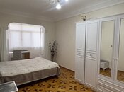 Satılır 3 otaqlı köhnə tikili 75 m², Nizami m., photo 6 from 8