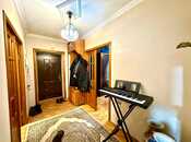 Satılır 3 otaqlı köhnə tikili 85 m², Qara Qarayev m., photo 2 from 8