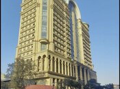 Продаётся 3-комн. новостройка 107 м², м. Элмляр Академиясы, photo 1 from 8