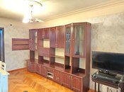 Сдаётся 3-комн. вторичка 67 м², м. Кара Караев, photo 2 from 8