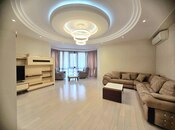Elan №5897921 - Bakı, Nizami m., 4 otaqlı, 200 m², 13/18 mərtəbə