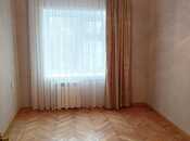 Satılır 2 otaqlı köhnə tikili 65 m², Elmlər Akademiyası m., photo 3 from 8