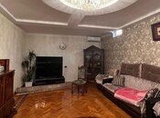 Satılır 7 otaqlı həyət evi/bağ evi 300 m², Azadlıq Prospekti m., photo 2 from 8