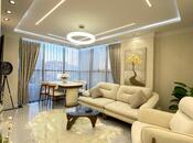 3-комн. новостройка - м. 28 мая - 100 м²