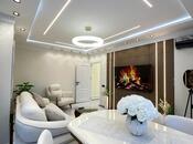 3-комн. новостройка - м. 28 мая - 100 м²