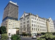 Elan №5956197 - Bakı, Sahil m., 3 otaqlı, 100 m², 5/10 mərtəbə