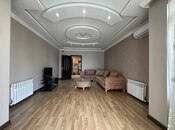 3-комн. новостройка - м. 8 ноября - 100 м²