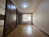 3-комн. новостройка - м. 8 ноября - 100 м²