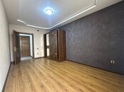 3-комн. новостройка - м. 8 ноября - 100 м²