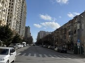 Продаётся 3-комн. вторичка 75 м², м. Элмляр Академиясы, photo 1 from 8