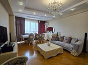 4-комн. новостройка - м. 8 ноября - 211 м²