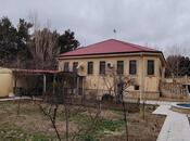 5 otaqlı həyət evi/bağ evi - Novxanı q. - 180 m²