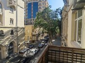 Satılır 3 otaqlı köhnə tikili 105 m², Sahil m., photo 6 from 8