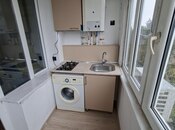 Satılır 2 otaqlı köhnə tikili 35 m², İnşaatçılar m., photo 2 from 5