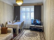 Satılır 2 otaqlı köhnə tikili 65 m², Yeni Günəşli q., photo 2 from 8