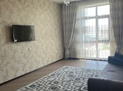 Сдаётся 2-комн. новостройка 82 м², photo 2 from 7