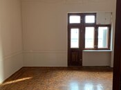 Satılır 3 otaqlı köhnə tikili 120 m², Sahil m., photo 2 from 8