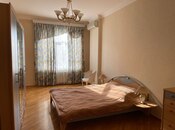 İcarəyə verilir 4 otaqlı yeni tikili 230 m², 28 May m., photo 7 from 8