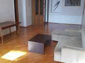 Satılır 3 otaqlı köhnə tikili 75 m², Bayıl q., photo 2 from 8