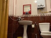 Satılır 2 otaqlı köhnə tikili 50 m², Sahil q., photo 4 from 8