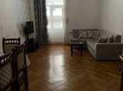 Satılır 3 otaqlı köhnə tikili 75 m², Sahil m., photo 1 from 8