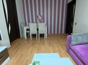 Продаётся 3-комн. вторичка 45 м², м. Нефтчиляр, photo 2 from 8