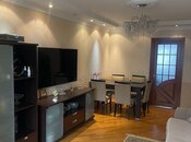 Продаётся 3-комн. вторичка 80 м², м. Низами, photo 4 from 8