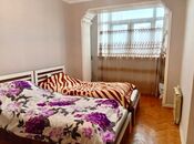 Satılır 3 otaqlı köhnə tikili 65 m², Elmlər Akademiyası m., photo 2 from 5