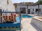 4 otaqlı həyət evi/bağ evi - Novxanı q. - 240 m²