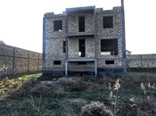 6 otaqlı həyət evi/bağ evi - Novxanı q. - 300 m²