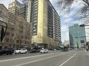 Elan №5982532 - Bakı, Nizami m., 8 otaqlı, 330 m², 8/17 mərtəbə