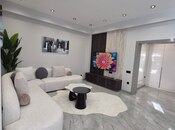 Сдаётся 3-комн. новостройка 90 м², м. 28 мая, photo 2 from 8