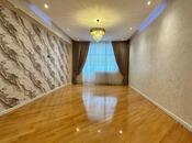 Продаётся 3-комн. новостройка 135 м², м. Элмляр Академиясы, photo 1 from 8