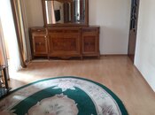 Satılır 2 otaqlı köhnə tikili 65 m², Azadlıq Prospekti m., photo 2 from 8