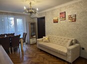 Elan №5984600 - Bakı, İnşaatçılar m., 2 otaqlı, 42 m², 1/5 mərtəbə