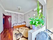 Продаётся 3-комн. вторичка 65 м², м. Кара Караев, photo 8 from 8